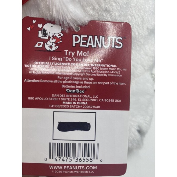Dan Dee PEANUTS Dancing & Singing Snoopy Valentines Day “Do You Love Me” Plush - Picture 4 of 4